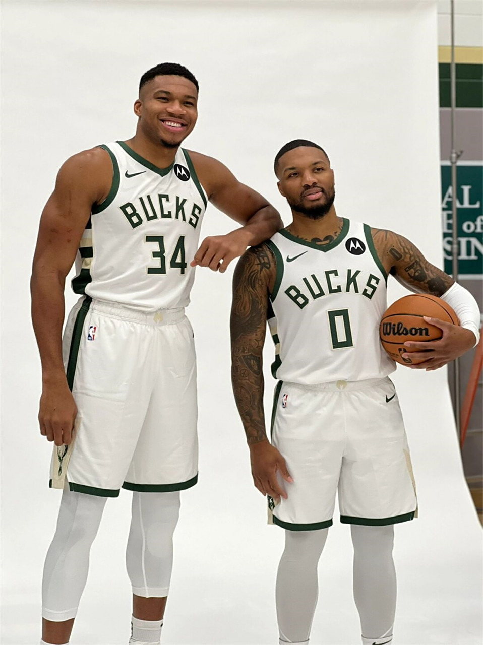 开云登录网址入口-欧联赛程吃紧；密尔沃基雄鹿转会期防线松动；媒体盛赞；更衣室氛围转暖(omega欧米茄deville)